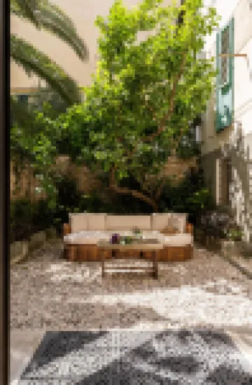 Oltrarno 1881 Apartments Hotels in 