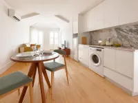 Vibrant Host - Bonfim