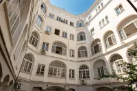 Vittoria Guest House Salerno