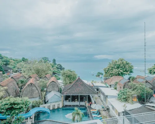The Tanis Beach Resort Nusa Lembongan Hotels near Panorama Point