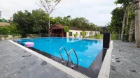 Rhino Land Jungle Lodge - Pool