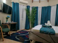 Brookyard Guest House - Pensionat