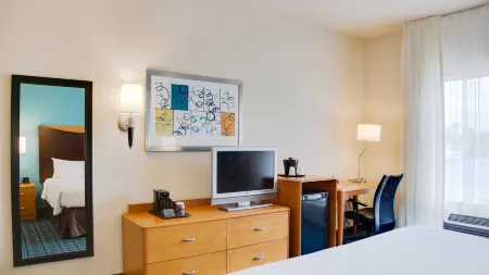 Fairfield Inn & Suites Melbourne West/Palm Bay Отели в г. Уэст-Мелборн