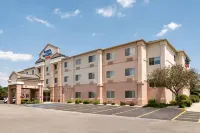 Fairfield Inn & Suites Toledo Maumee Hotels in Springfield Township