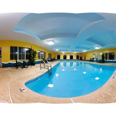 Holiday Inn Express & Suites THOMASVILLE by IHG