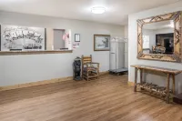 Super 8 by Wyndham Kalispell Glacier National Park Hotels in Kalispell