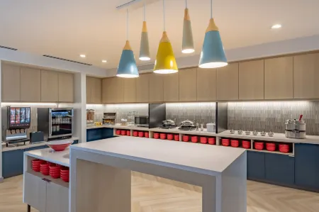 TownePlace Suites Dallas Rockwall Отели рядом с достопримечательностью «Харбор Рокуолл»