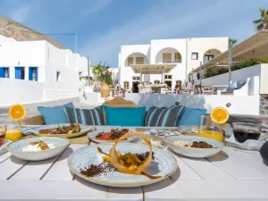 Santorini Crystal Blue Boutique Hotel