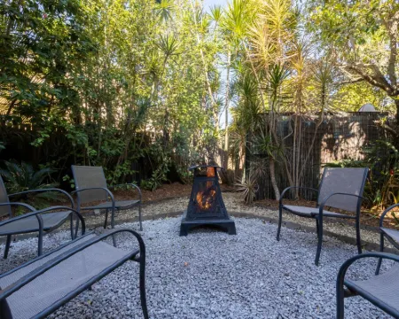 Beachhouse Bed and Breakfast Hotels in Redcliffe