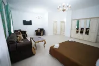 Tourist Hotel のホテル