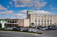 Holiday Inn SUDBURY by IHG - parcheggio