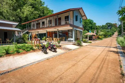 Hanoii House 코 캄 주변 호텔
