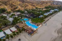 Punta SAL Suites & Bungalows Resort - Pools