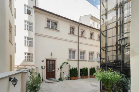 Hotel Liliova Prague Old Town Отели рядом с достопримечательностью «Староместская площадь»