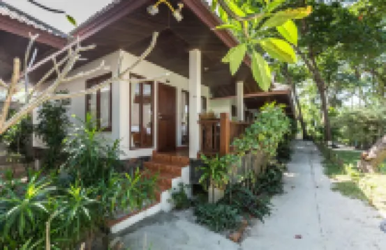 ロング ビーチ ロッジ チャウエン・ビーチ周辺のホテル