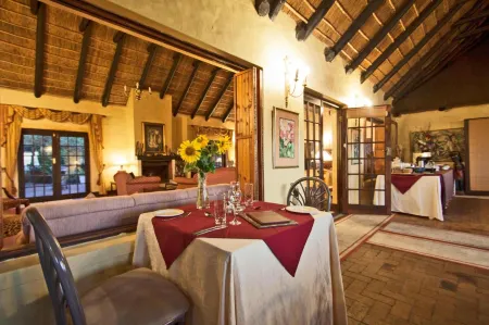 Wild Rose Country Lodge Отели рядом с достопримечательностью «Imhoff Farm»