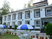 Hotel Aradhana Inn 예르카우드 호텔