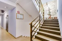 Green Hall Apartments