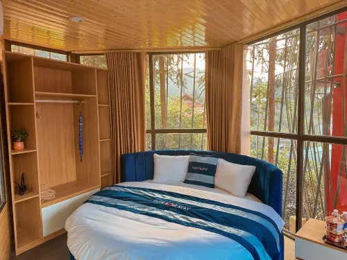 Plum Homestay Hotel a Đồng Văn