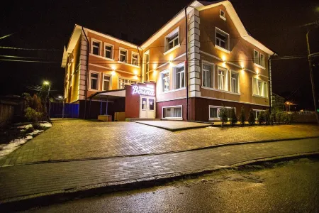 Волна Отели рядом с достопримечательностью «Мемориальный комплекс в честь героев штурма Пиллау»