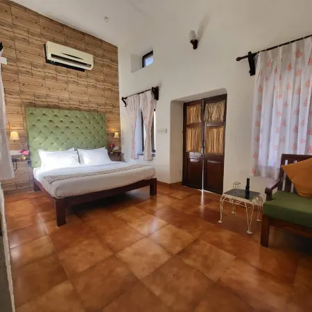 Aloof Jungle Lodge Отели в г. Пали