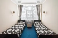 Express Hotel & Hostel