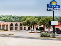 Econo Lodge Hotels in Sonora