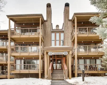 エバーグリーン コンドミニアムズ バイ ベイルリゾーツ キーストーンのホテル