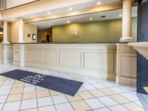 Quality Inn & Suites Durant Hotels in Durant