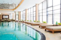 The Renaissance Minsk Congress Hotel and Spa Centre Hotel (f.Renaissance Minsk) - Mountain view