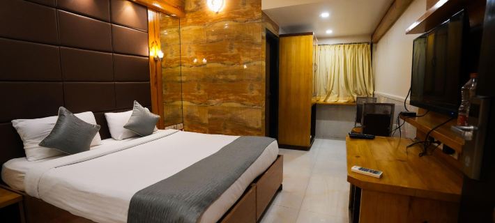 Hotel Three Star Pvt Ltd Hotels in Raigad