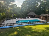 Eureka Springs Heritage Motel - Pools