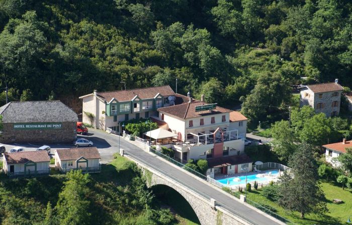 Logis Hotel Restaurant du Pont
