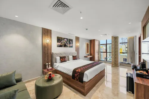 Hotel Grand Kasturi - Homestays