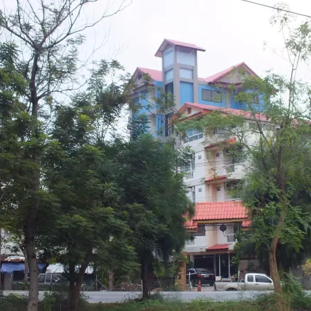 Vanlisut Hotel Ngamwongwan