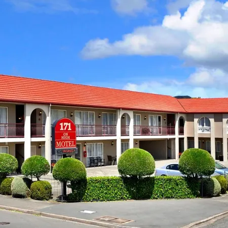 171 on High Motel