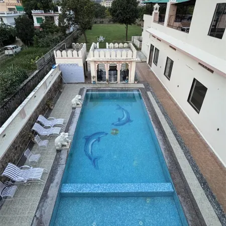 Sajjan Bagh Resort