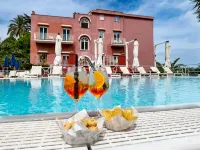 Palatium Mari - Pools