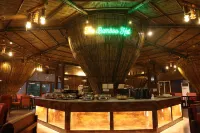 Dan Resorts & Weddings - bar