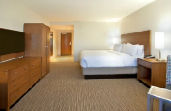 Holiday Inn Express & Suites Austin Downtown - University Hotels near Mount Bonnell