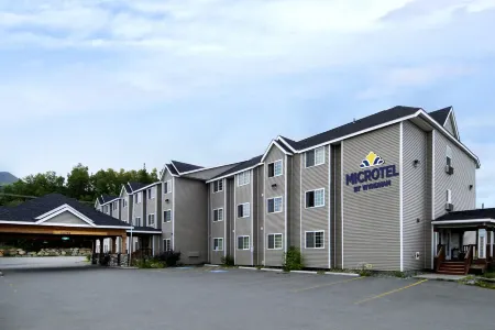 Microtel Inn & Suites by Wyndham Eagle River/Anchorage Are Отели в г. Eagle River