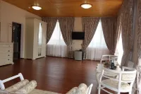 Alexandrovskaya Sloboda Hotel