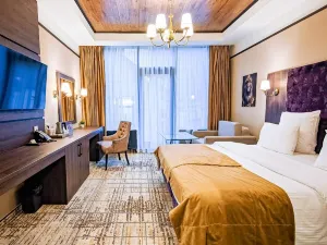 Vertex Hotel