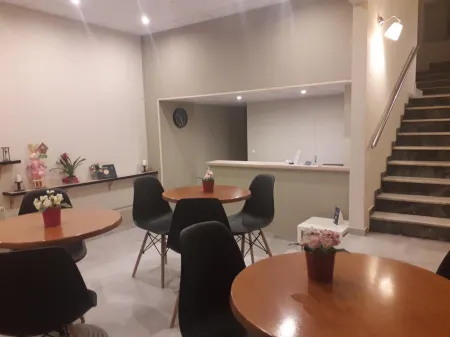 Achillion Hotel Piraeus