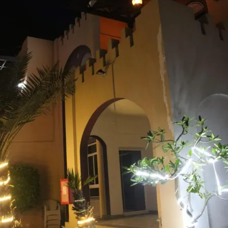 Corniche Palace Hotel
