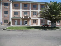 Travelodge by Wyndham Yermo Hotel dekat Calico Ghost Town