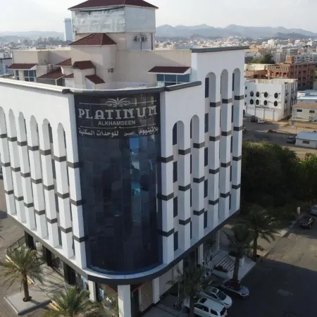 Platinum Al Khamseen Serviced Apartments Отели в г. Тэйф