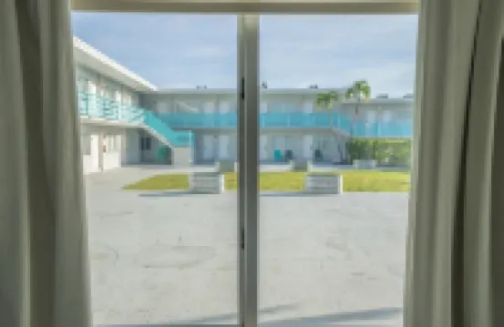 โรงแรมบิสเคย์น