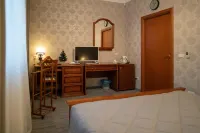 Gloria Mini-Hotel Hotels in Chelyabinsk