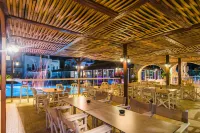 Yiannis Manos Hotel Resort - sarapan